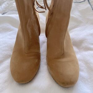 TOMS Evelyn Light Brown Suede Boots with Wood Heel-Size 8 - Excellent Condition